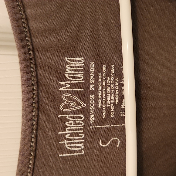 Latched Mama Tiered Top - Picture 3 of 3